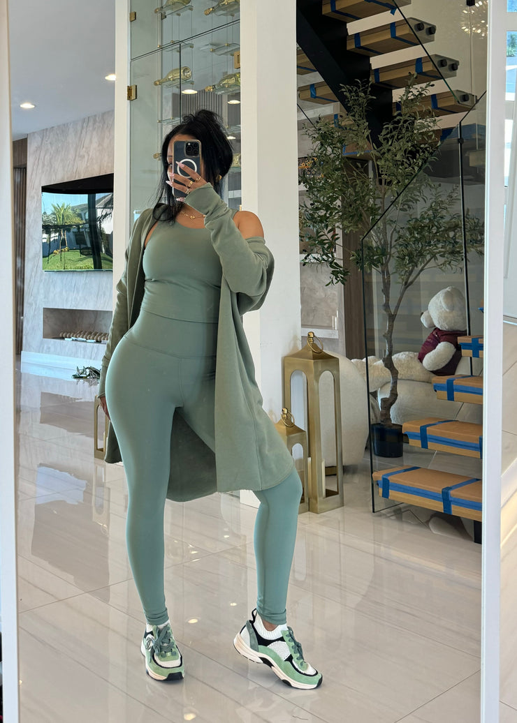 Dressed and Compressed set (SHIPS FRIDAY 3/21)