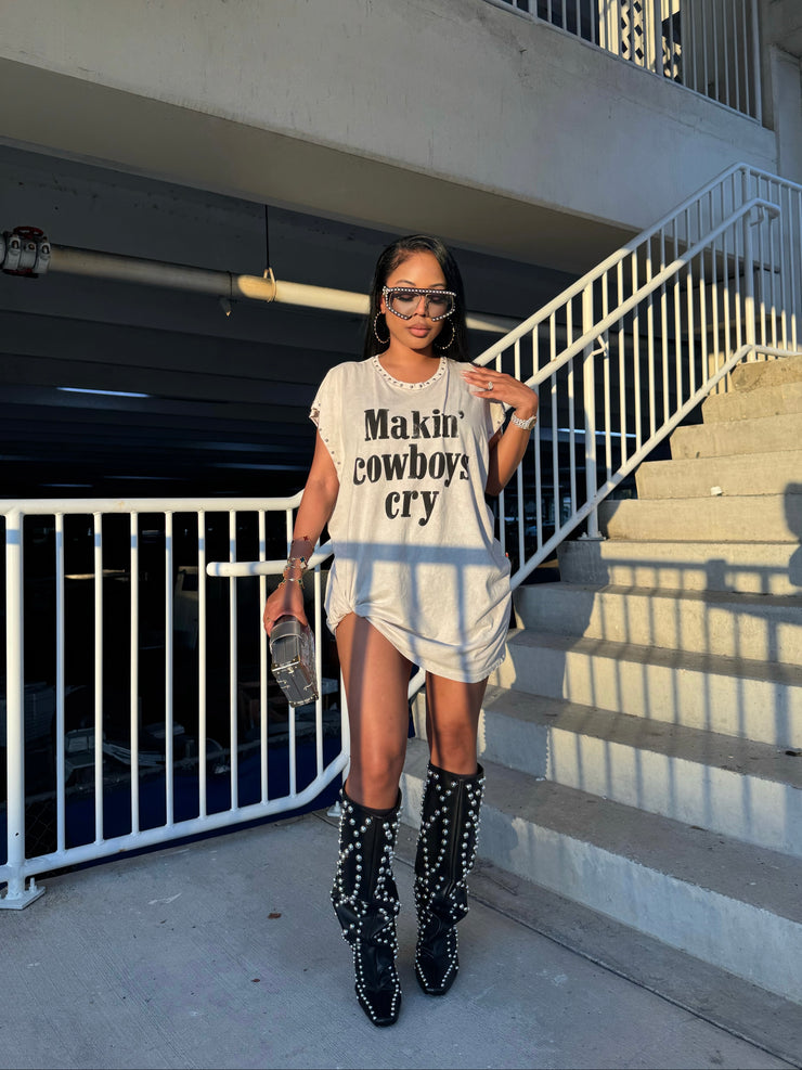 Adventure Awaits top RESTOCK PRE-ORDER