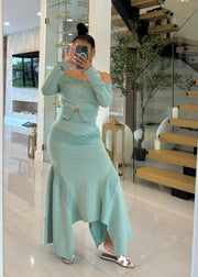 Dip it Low skirt set