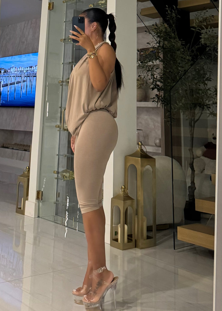 Elegance Exposed capri SET