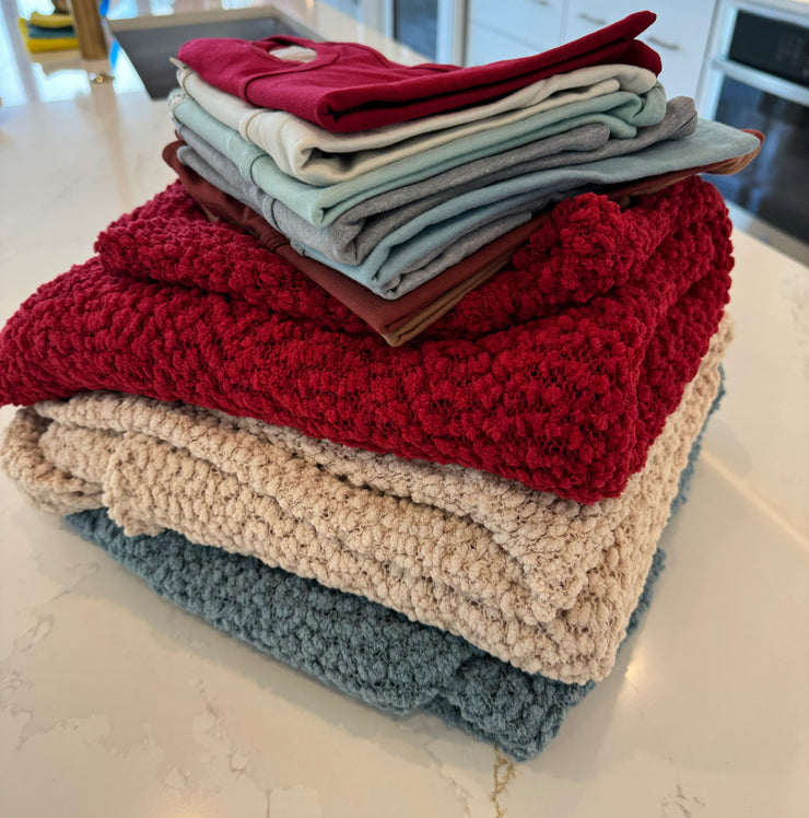 EASY ESSENTIAL$ Mystery Bundle