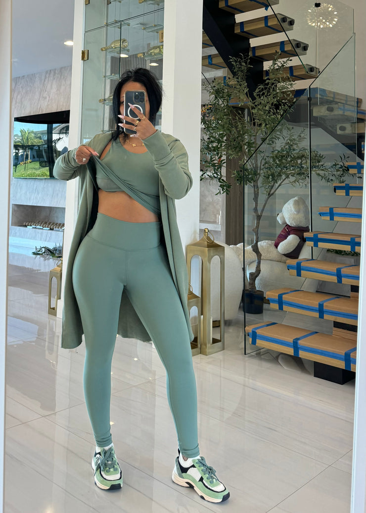 Dressed and Compressed set (SHIPS FRIDAY 3/21)