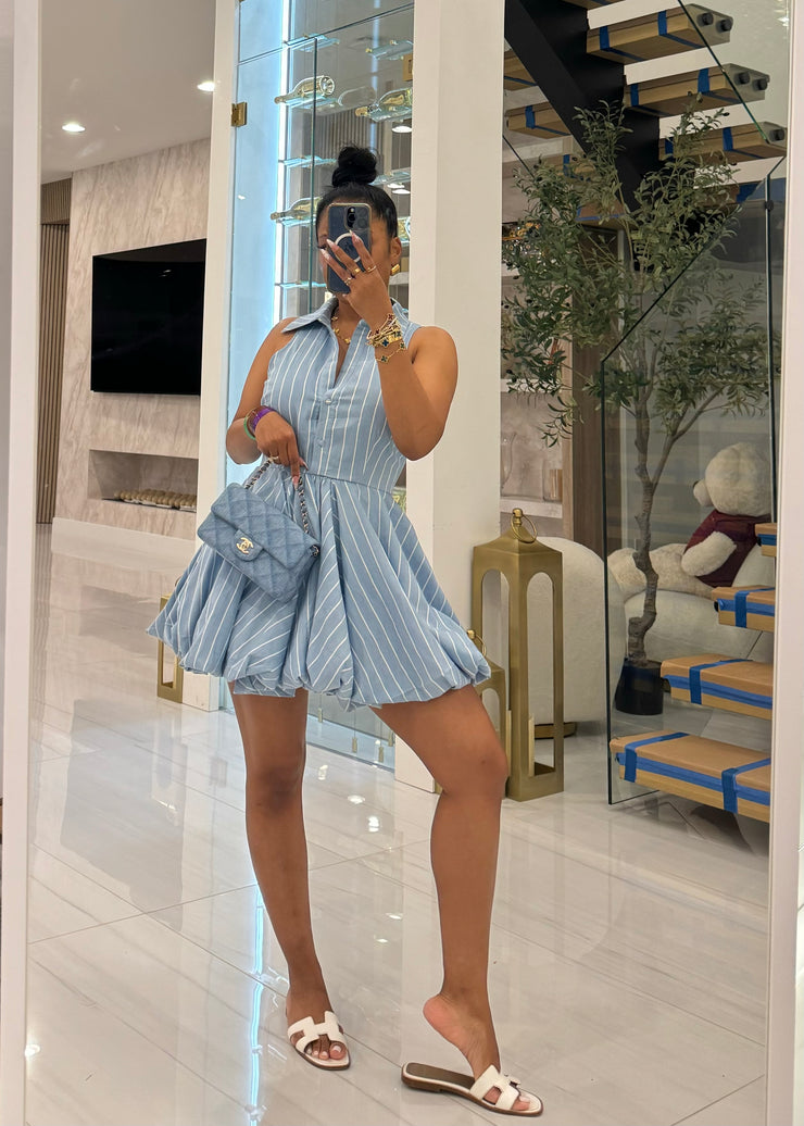 Collar Cloud dress
